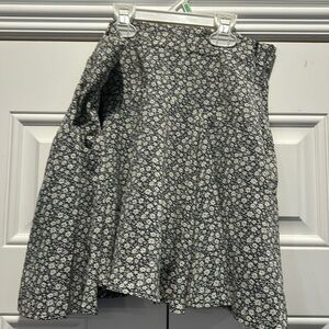 Floral Skirt size medium